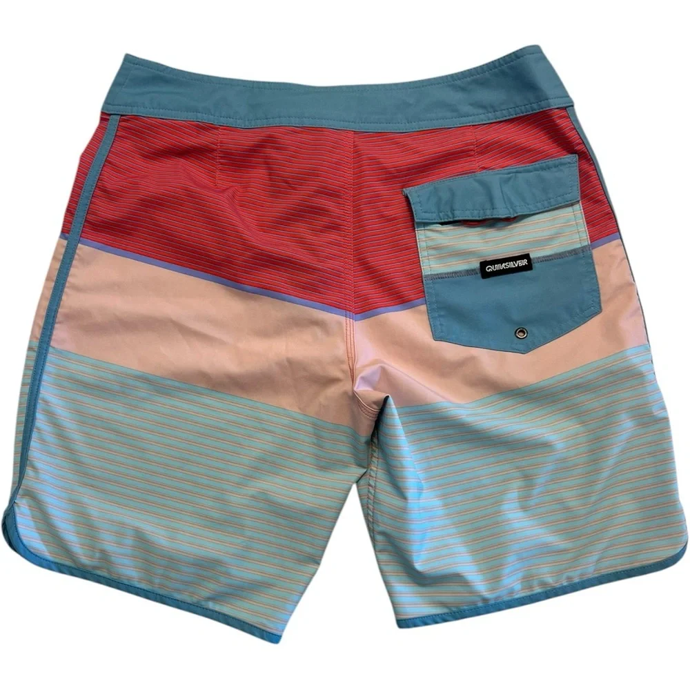 Quiksilver Surfsilk Tijuana 19” Boardshorts Striped Preppy Coastal Vacation📐31